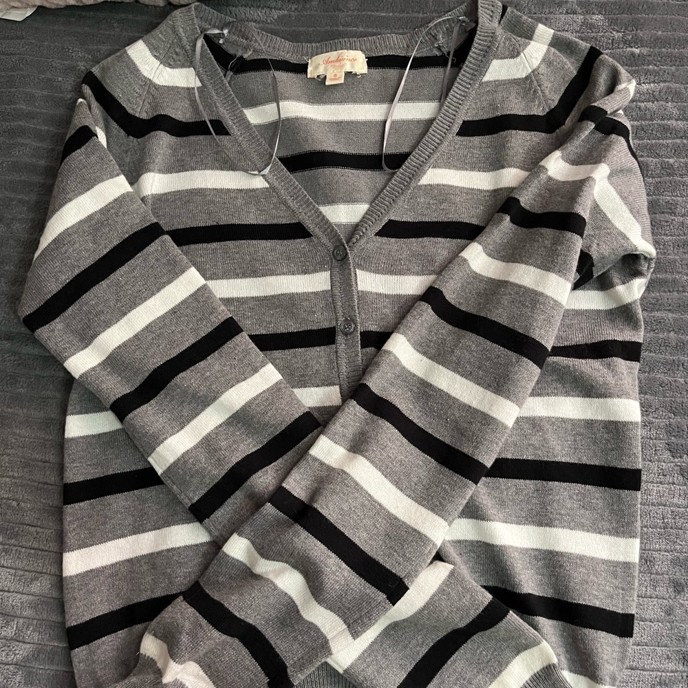 Cardigans! - Picture 2 of 3